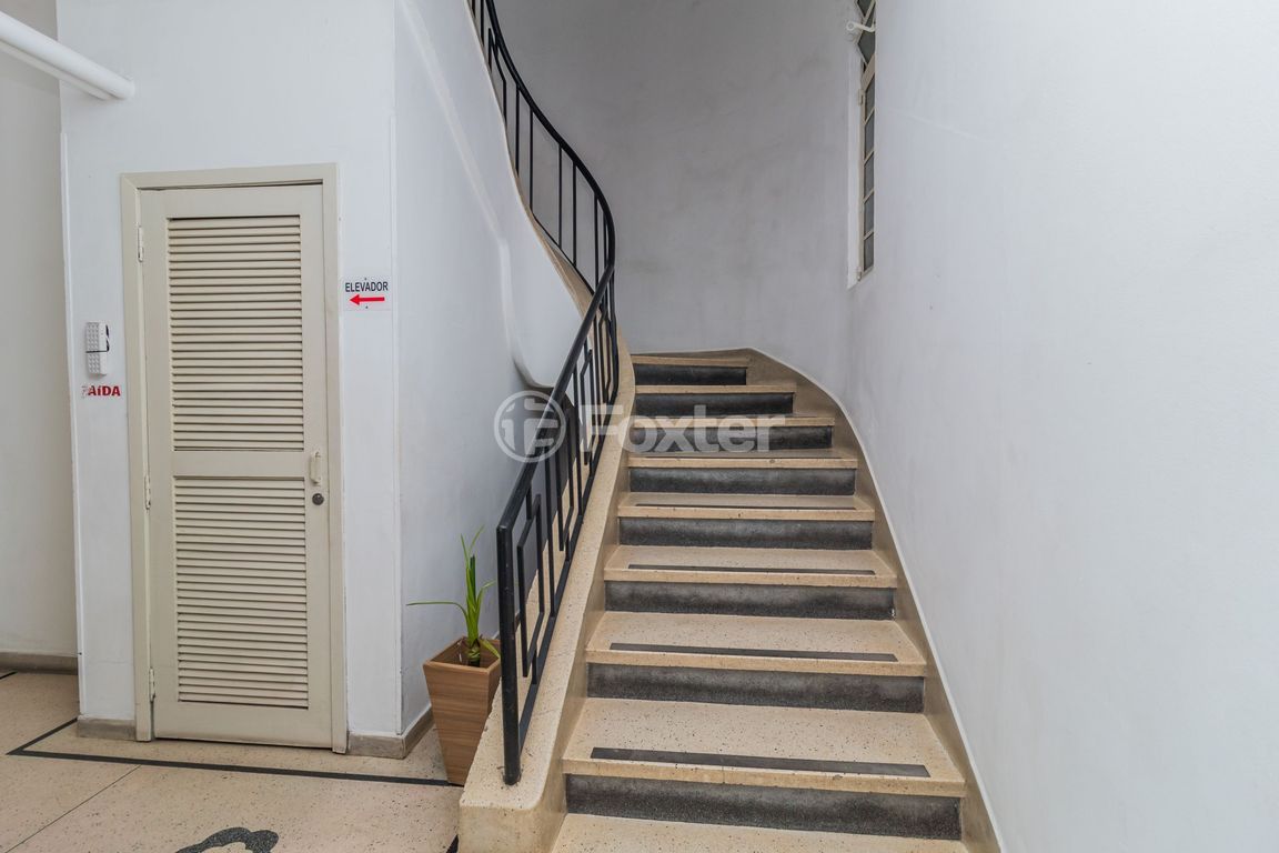 Apartamento para comprar em Ramiro Barcelos, 2337 - foto 4