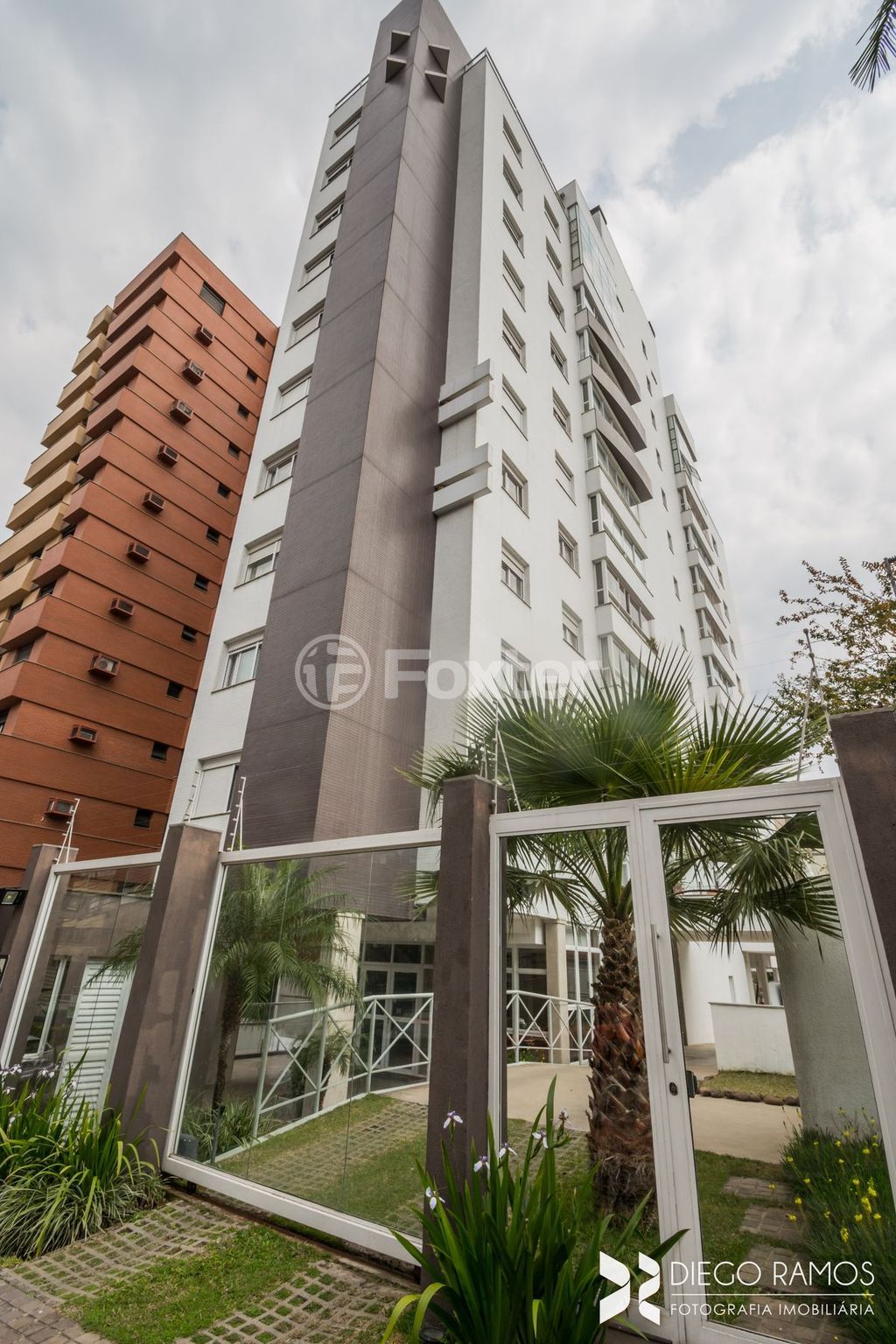 Apartamento para comprar em Petrópolis, Porto Alegre - foto 1