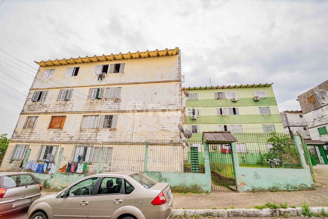 Apartamento para comprar em Rubem Berta, Porto Alegre - foto 1