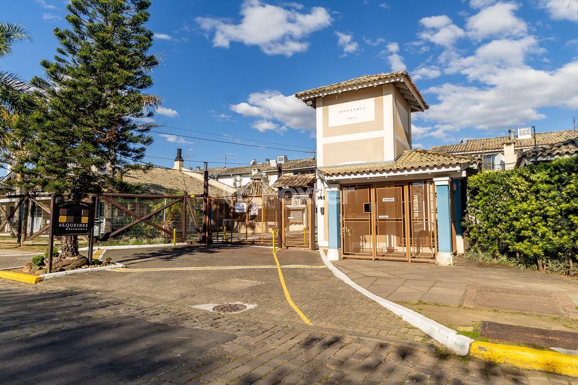 casa sobrado para comprar em Humaitá, Porto Alegre - foto 1