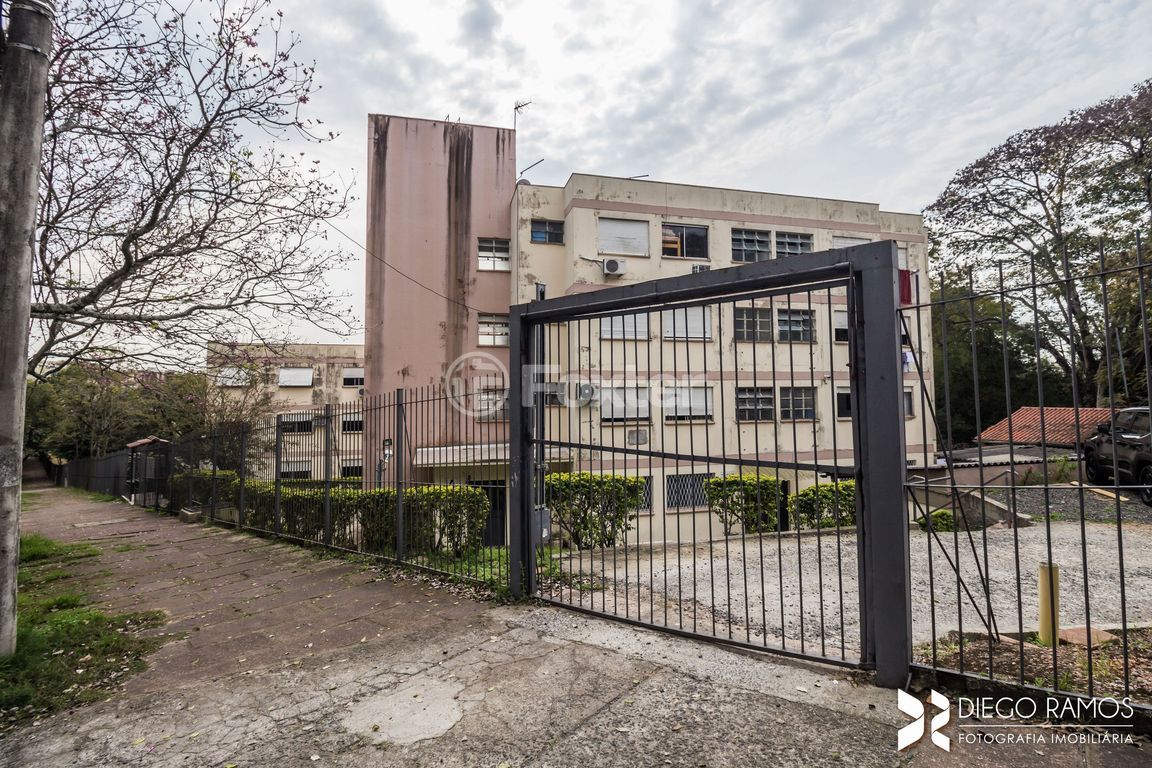 Apartamento para comprar em Moyses Antunes da Cunha, 235 - foto 19