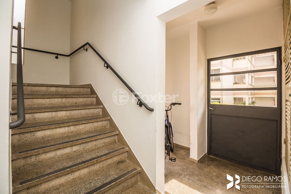 Apartamento para comprar em Moyses Antunes da Cunha, 235 - foto 29