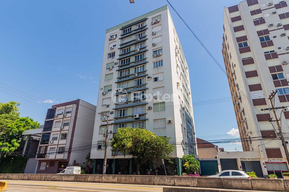 Apartamento para comprar em Rio Branco, Porto Alegre - foto 1