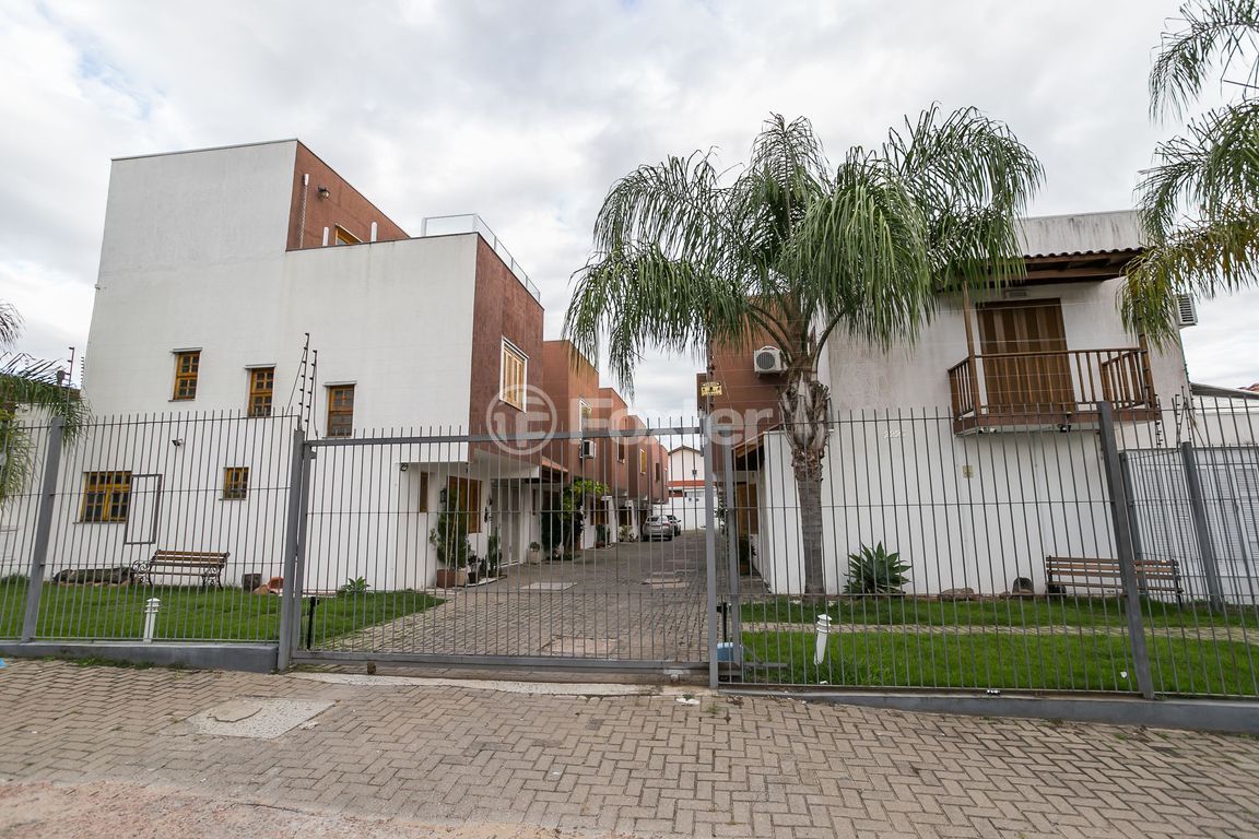 casa sobrado para comprar em Tristeza, Porto Alegre - foto 1