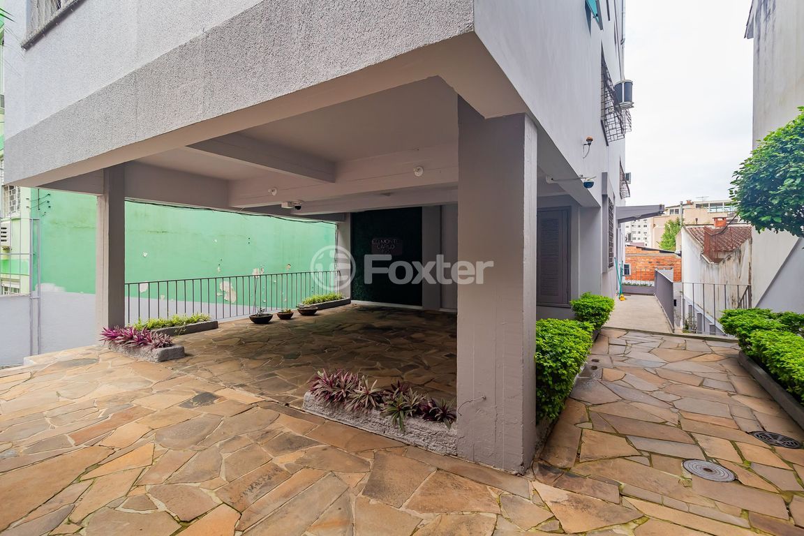 Apartamento para comprar em Professora Cecy Cordeiro Thofehrn, 155 - foto 8