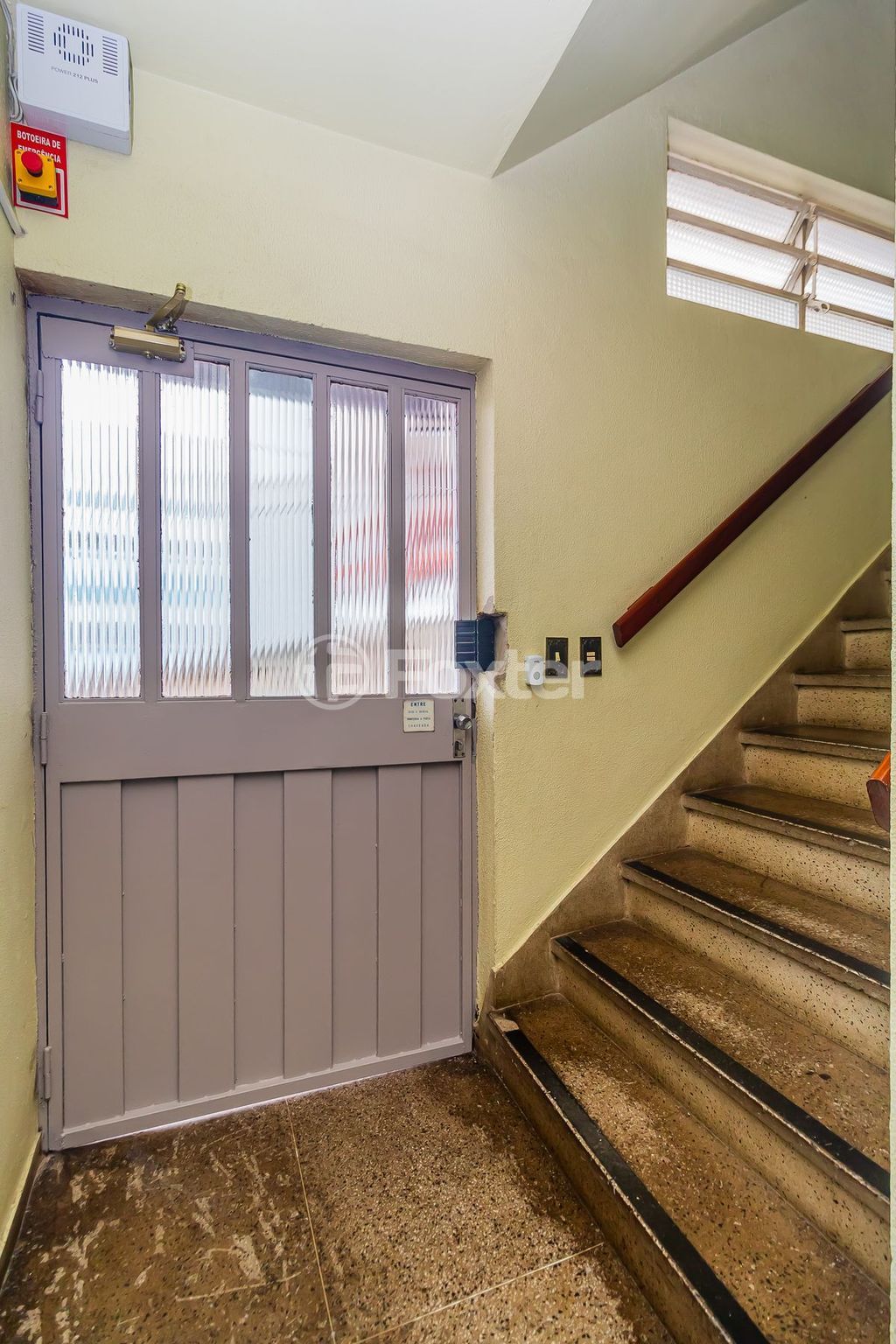 Apartamento para comprar em Professora Cecy Cordeiro Thofehrn, 155 - foto 11