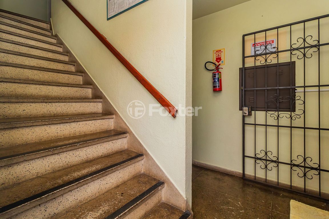 Apartamento para comprar em Professora Cecy Cordeiro Thofehrn, 155 - foto 14