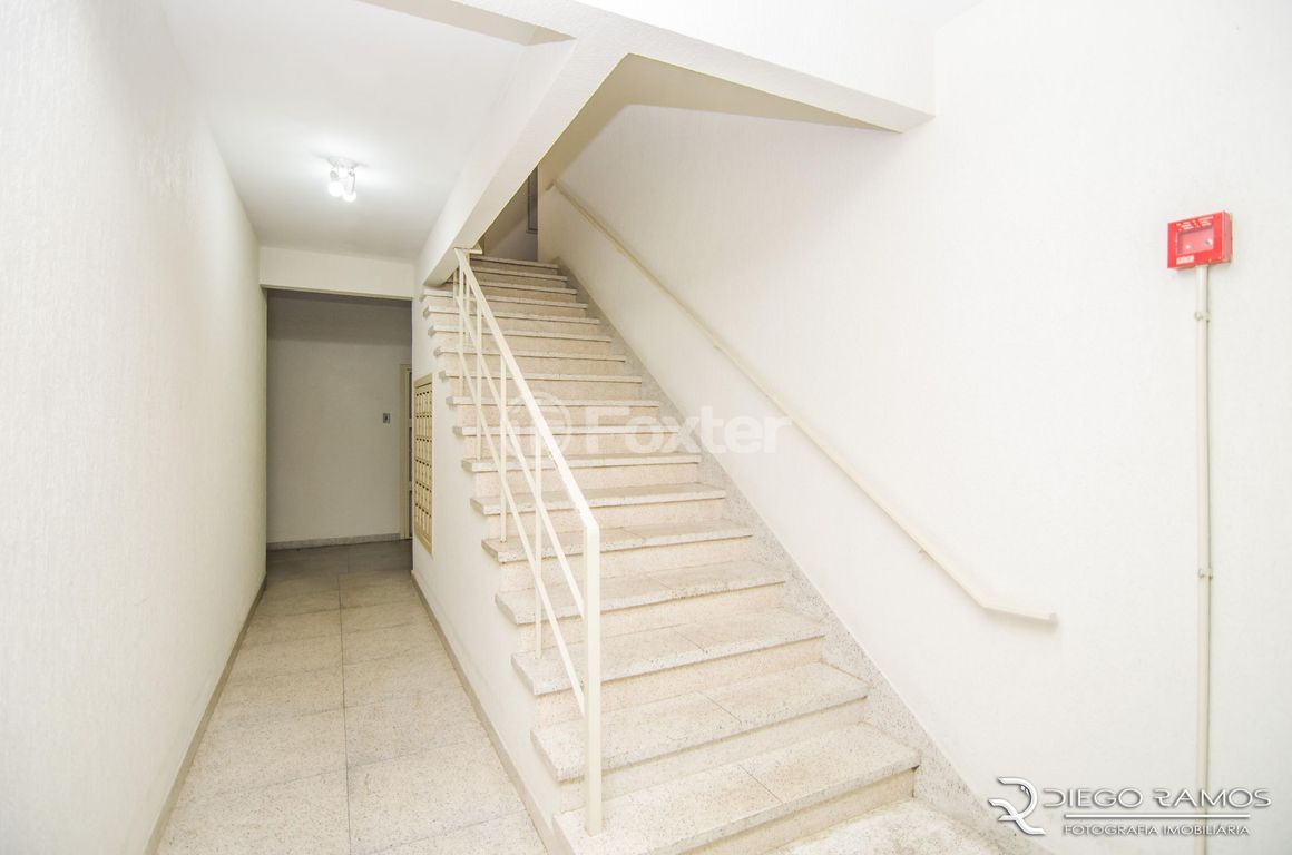 Apartamento para comprar em Mostardeiro, 549 - foto 4