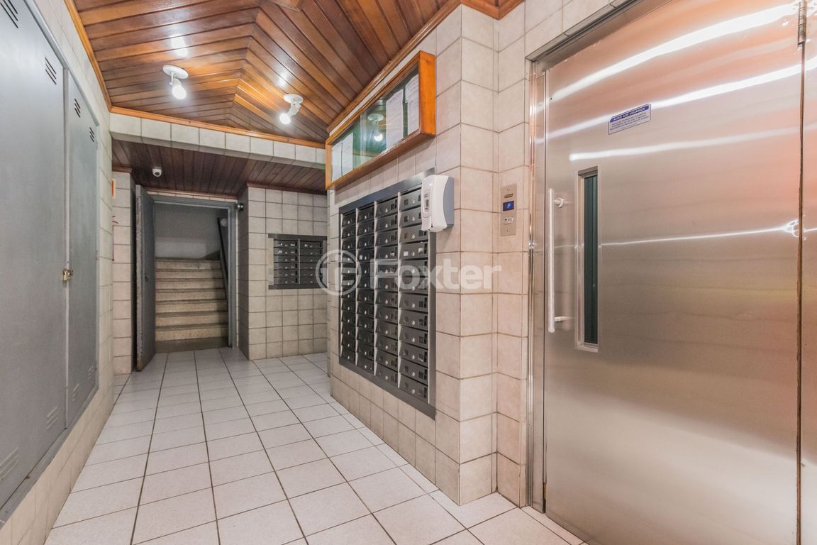 Apartamento para comprar em Aracy Froes, 207 - foto 13