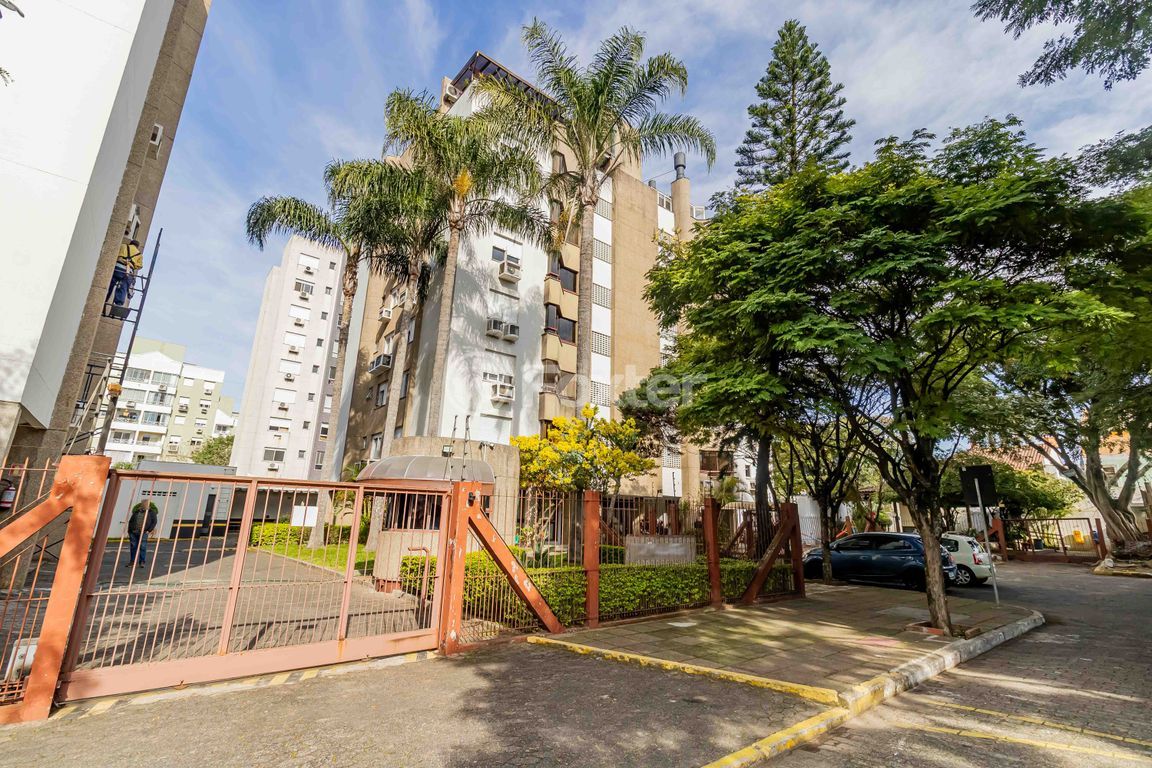 Cobertura para comprar em Cavalhada, Porto Alegre - foto 1