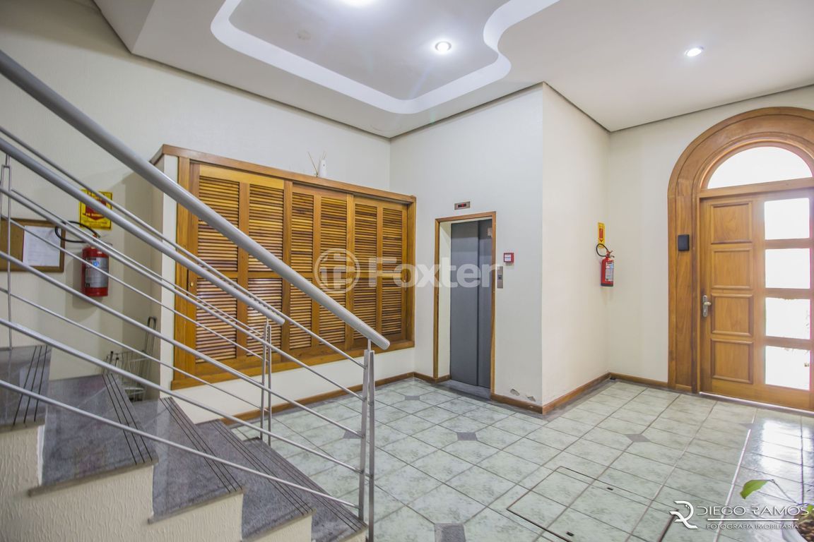 Cobertura para comprar em Walir Zottis, 192 - foto 7