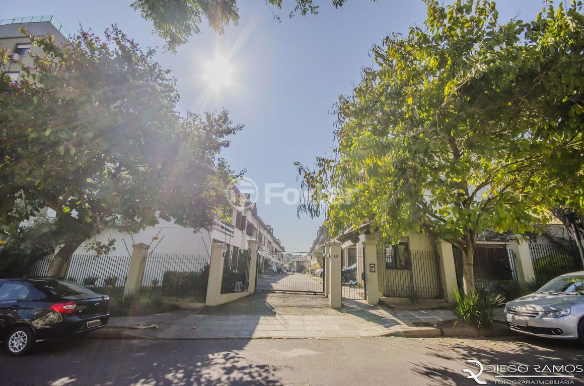casa sobrado para comprar em Tristeza, Porto Alegre - foto 1