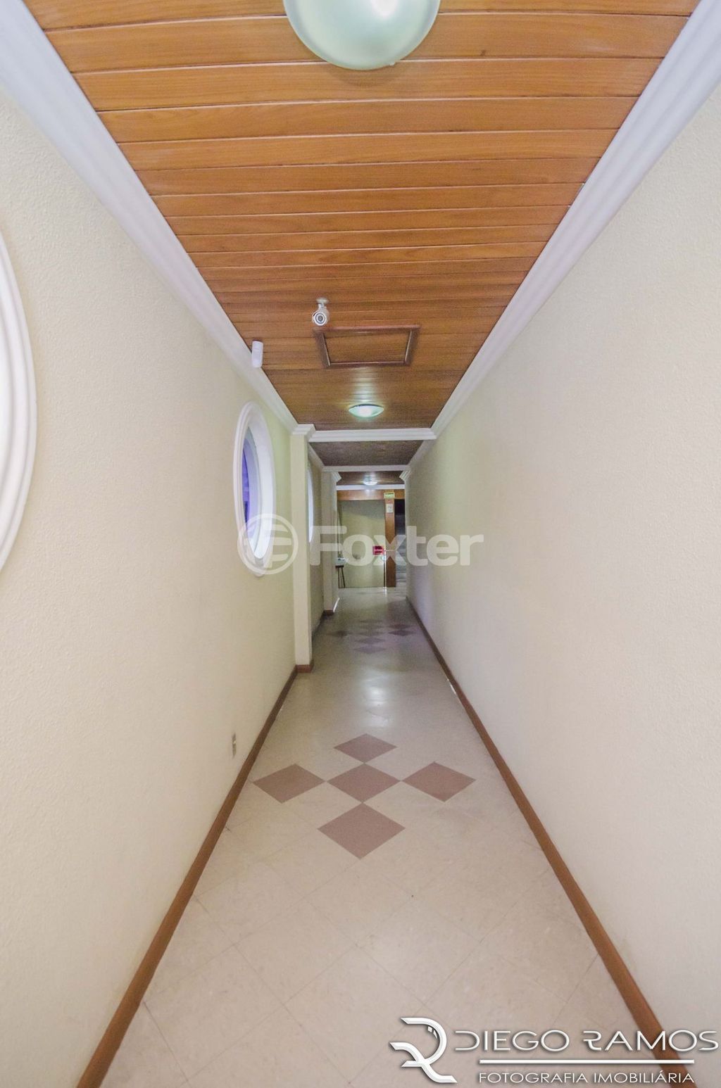 consultorio sala conjunto para comprar em Vinte e Quatro de Outubro, 1312 - foto 15