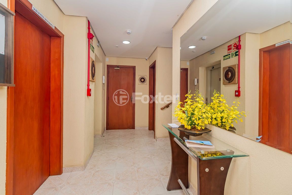 Apartamento para comprar em Mathilde Trein Renner, 335 - foto 4