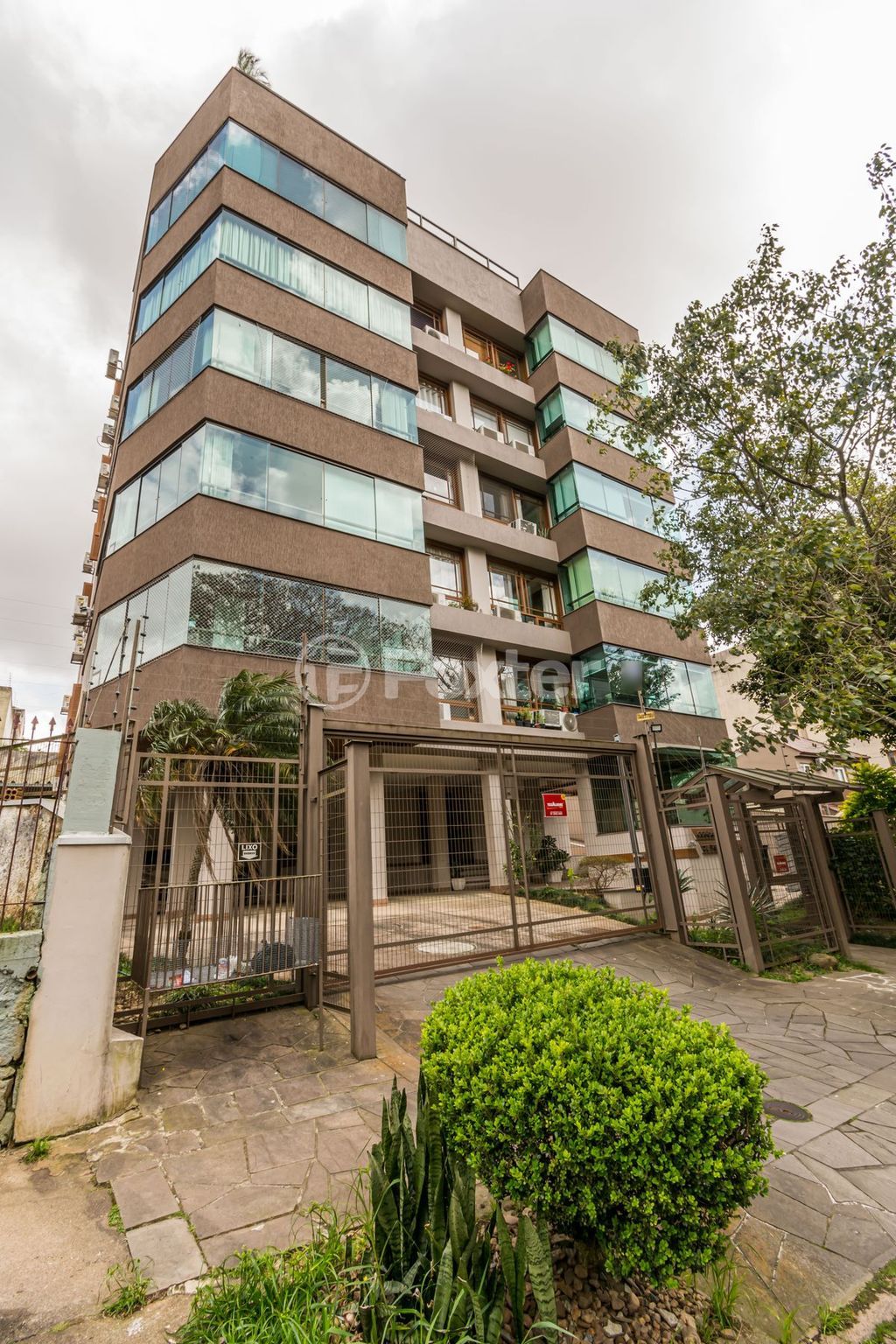 Apartamento para comprar em Vila Ipiranga, Porto Alegre - foto 1