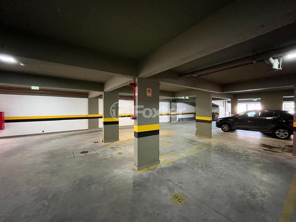 consultorio sala conjunto para comprar em Padre Cacique, 122 - foto 16
