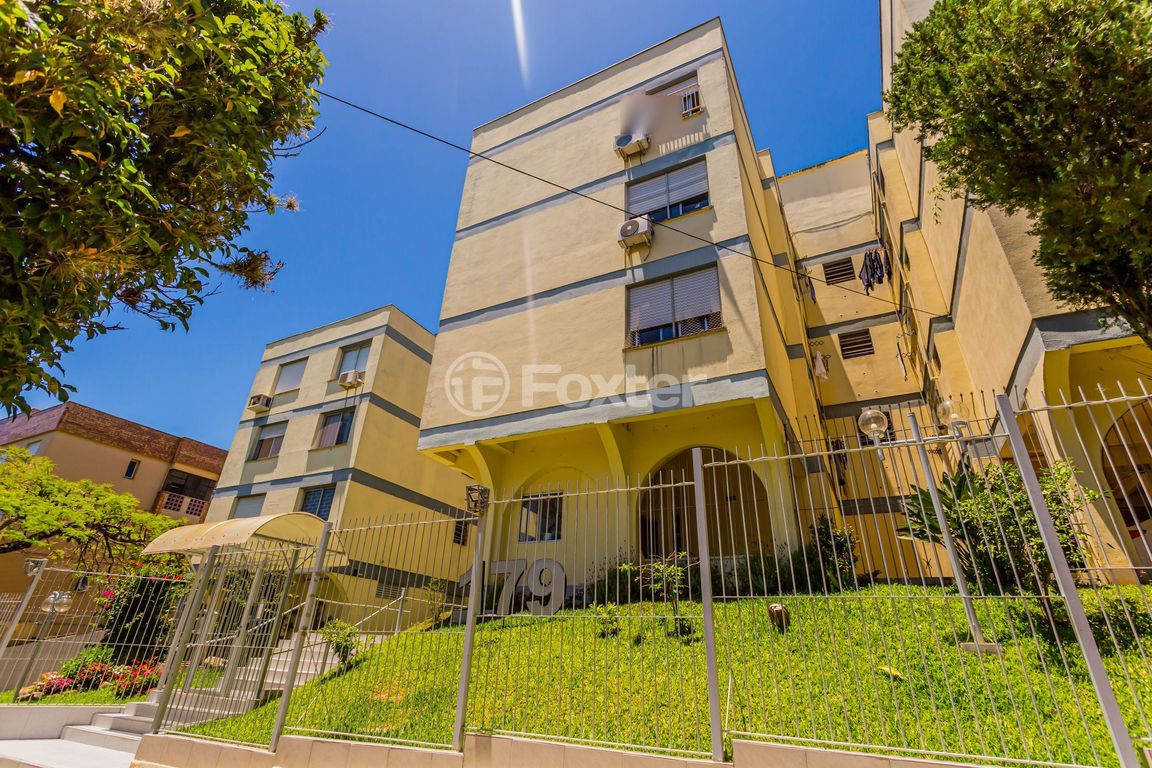 Apartamento para comprar em Luiz de Camões, 179 - foto 3
