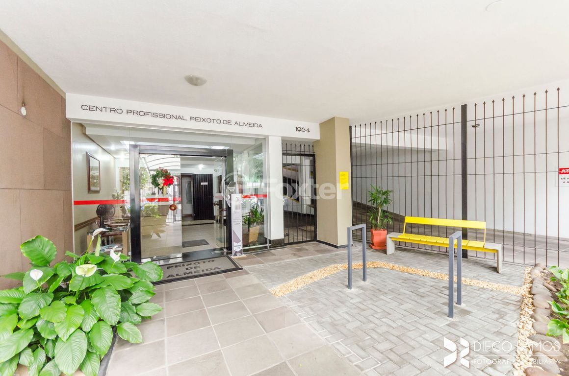 consultorio sala conjunto para comprar em Floresta, Porto Alegre - foto 1