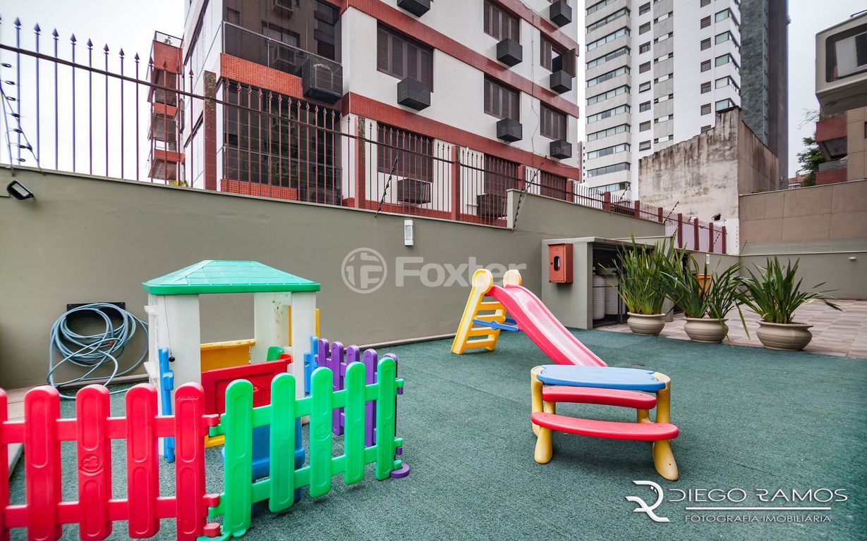 Apartamento para comprar em Carlos Trein Filho, 550 - foto 13