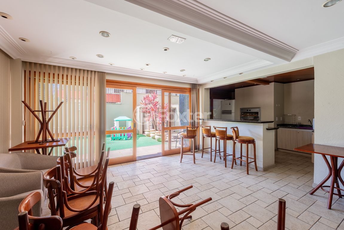 Apartamento para comprar em Carlos Trein Filho, 550 - foto 12