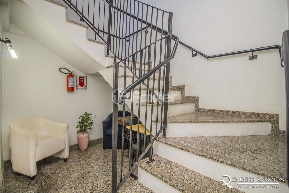 Apartamento para comprar em Professor Clemente Pinto, 447 - foto 5