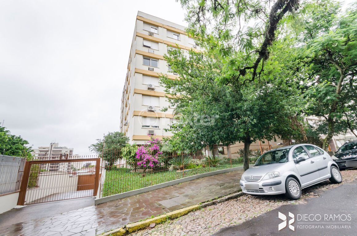 Apartamento para comprar em Rio Branco, Porto Alegre - foto 1