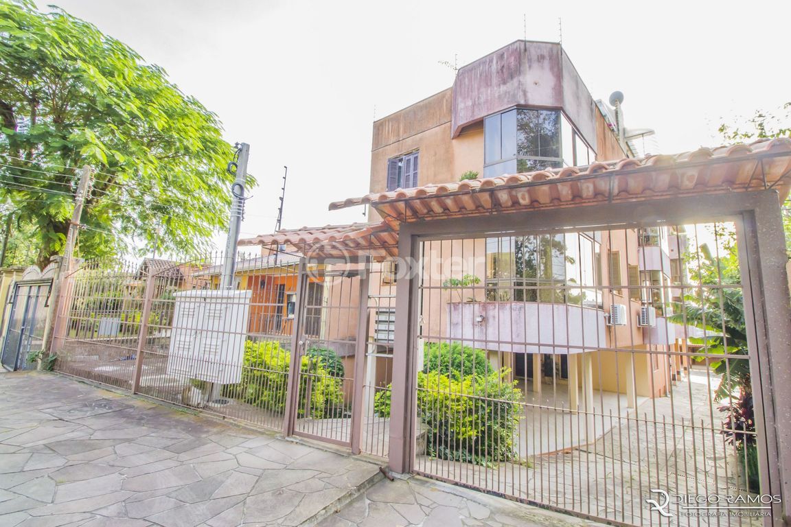 Apartamento para comprar em Frederico Etzberger, 481 - foto 1