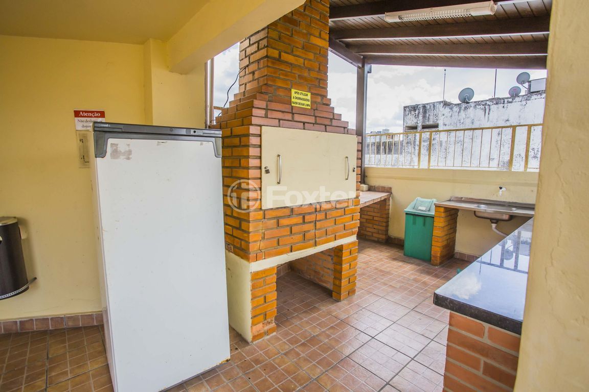 Apartamento para comprar em Sarmento Leite, 995 - foto 27