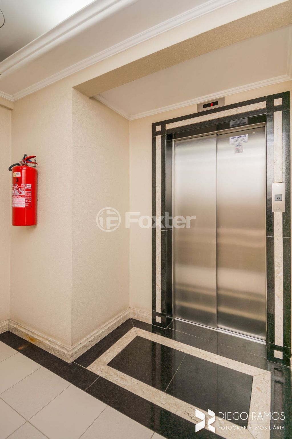 Apartamento para comprar em Professor Gastão Dias de Castro, 100 - foto 17