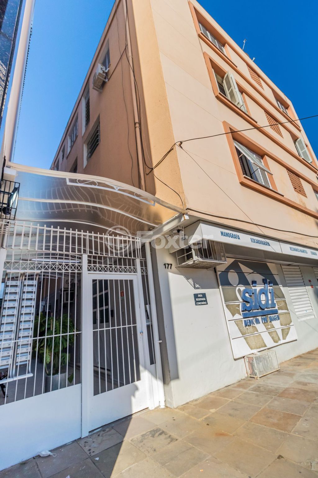 Apartamento para comprar em Menino Deus, Porto Alegre - foto 1