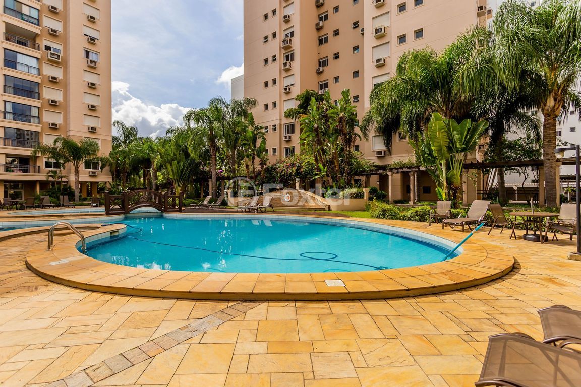 Apartamento para comprar em Passo da Areia, Porto Alegre - foto 1
