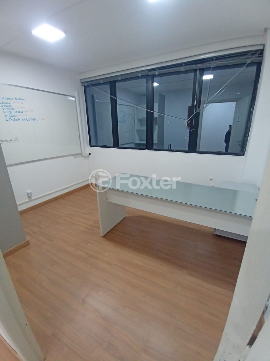 consultorio sala conjunto para comprar em Menino Deus, Porto Alegre - foto 1