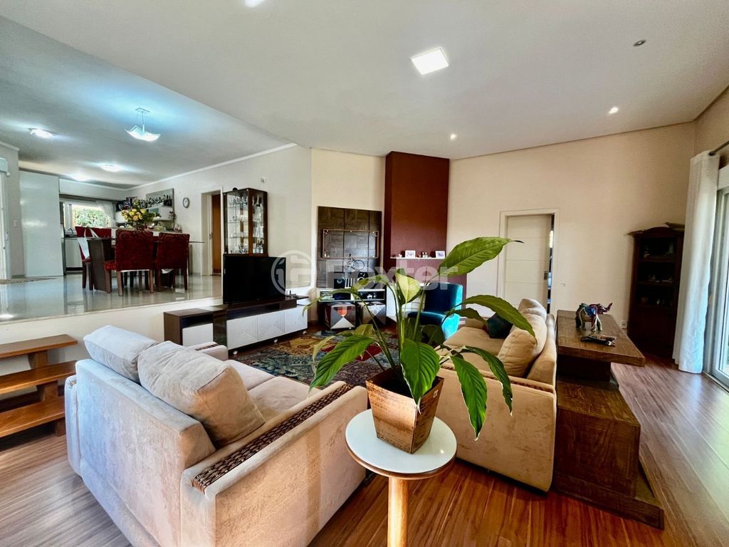 casa sobrado para comprar em Coronel Jacob Kroeff Filho, 880 - foto 5