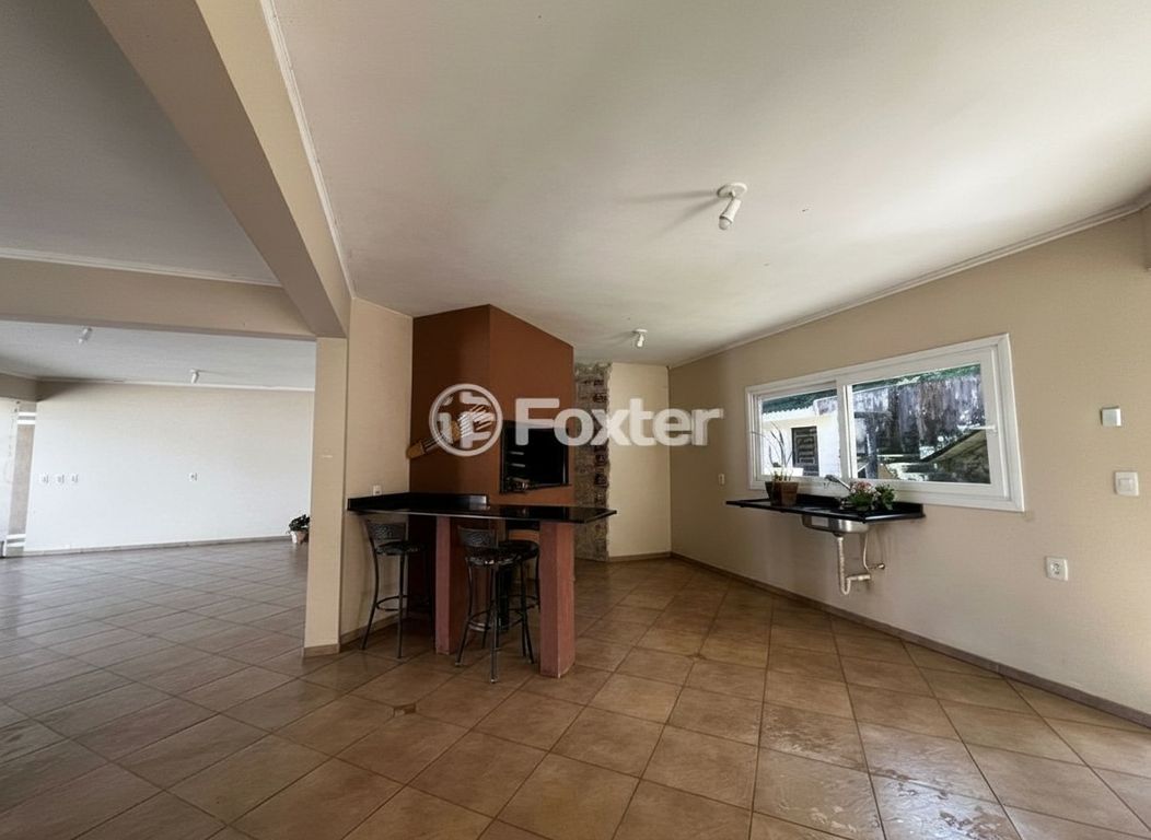 casa sobrado para comprar em Coronel Jacob Kroeff Filho, 880 - foto 4