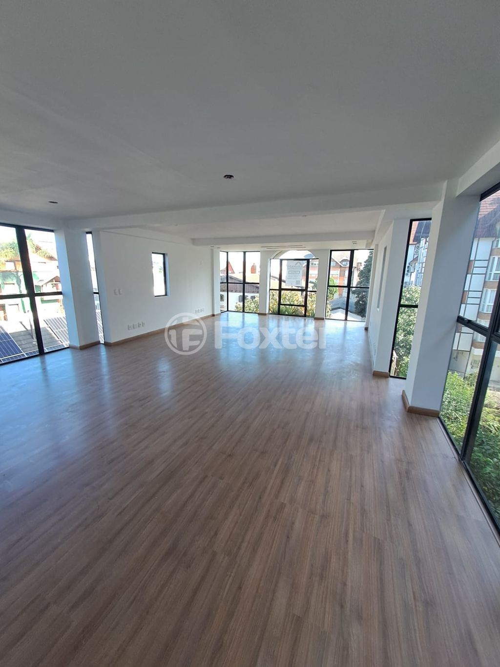 consultorio sala conjunto para comprar em Centro, Gramado - foto 1
