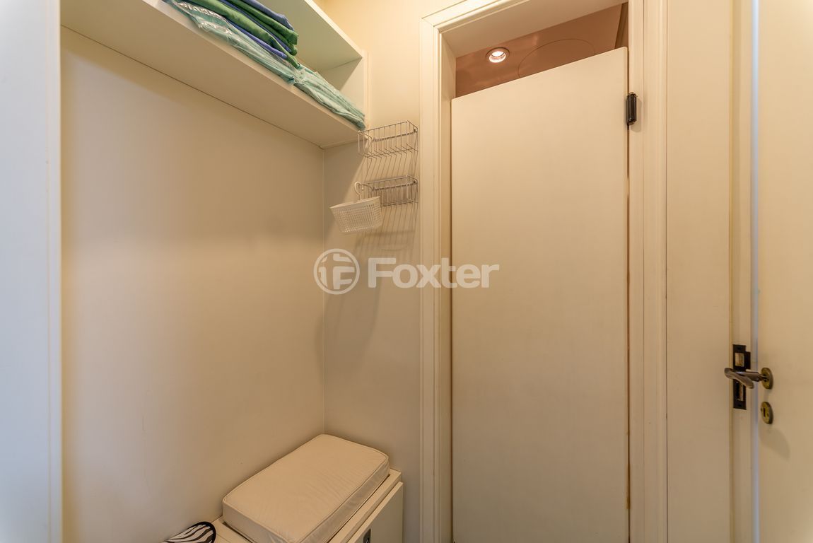 casa sobrado para comprar em Miguel Tostes, 672 - foto 23