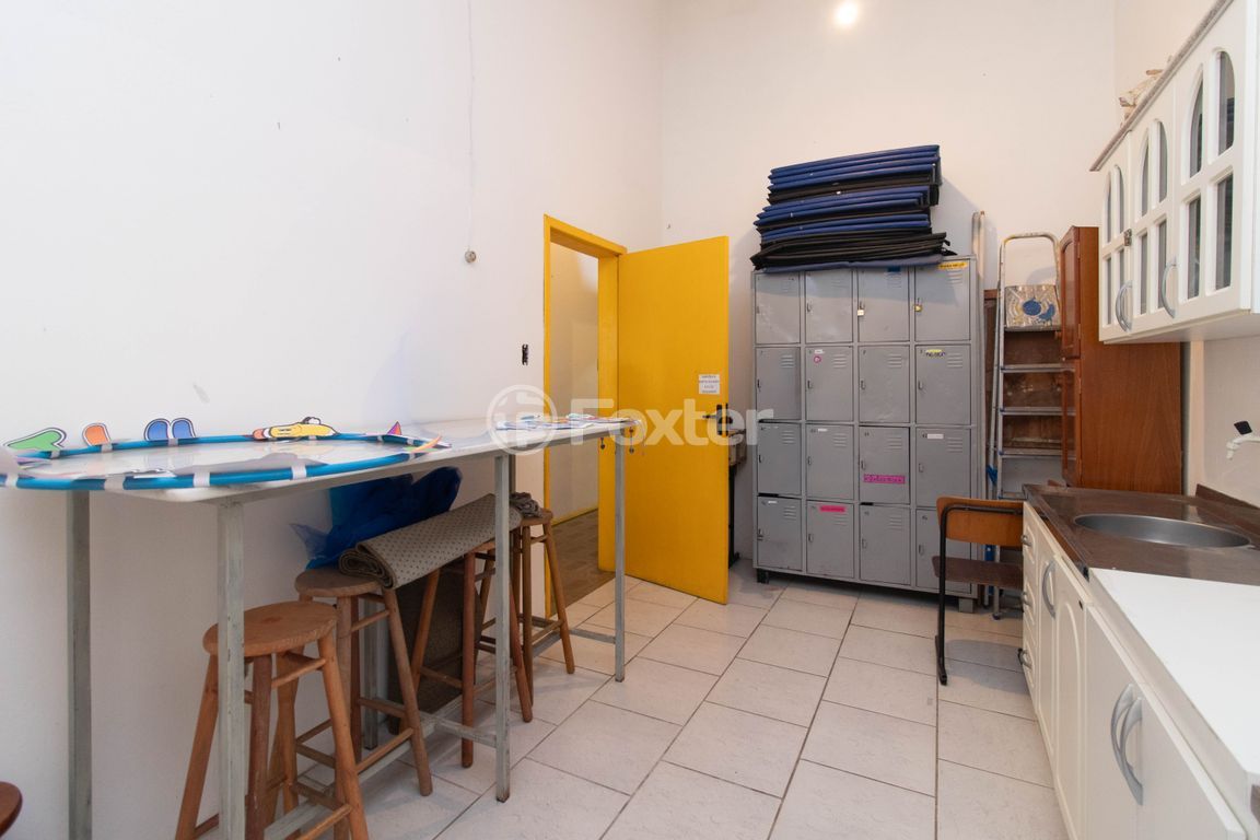 casa sobrado para comprar em Atílio Supertti, 571 - foto 18