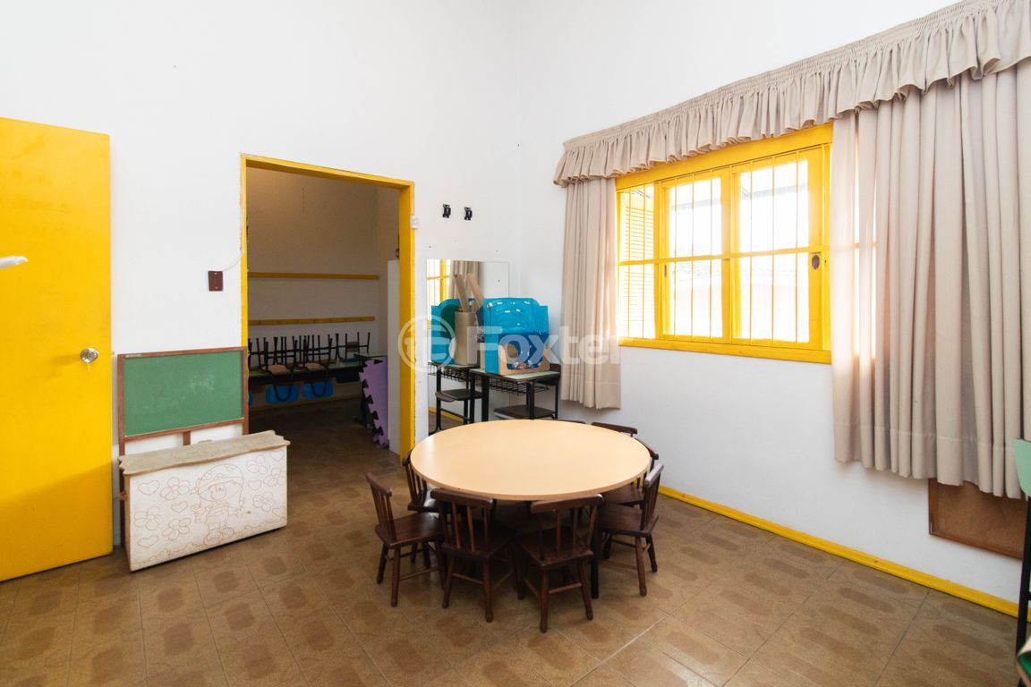 casa sobrado para comprar em Atílio Supertti, 571 - foto 22