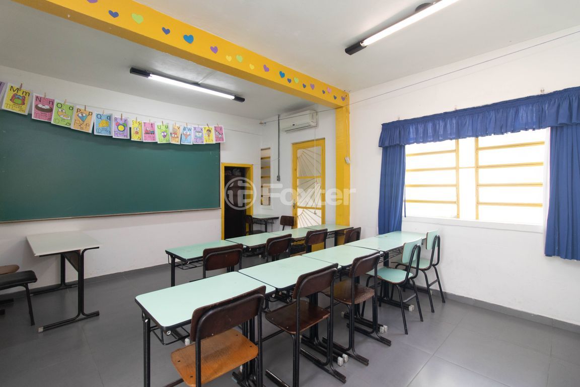 casa sobrado para comprar em Atílio Supertti, 571 - foto 33