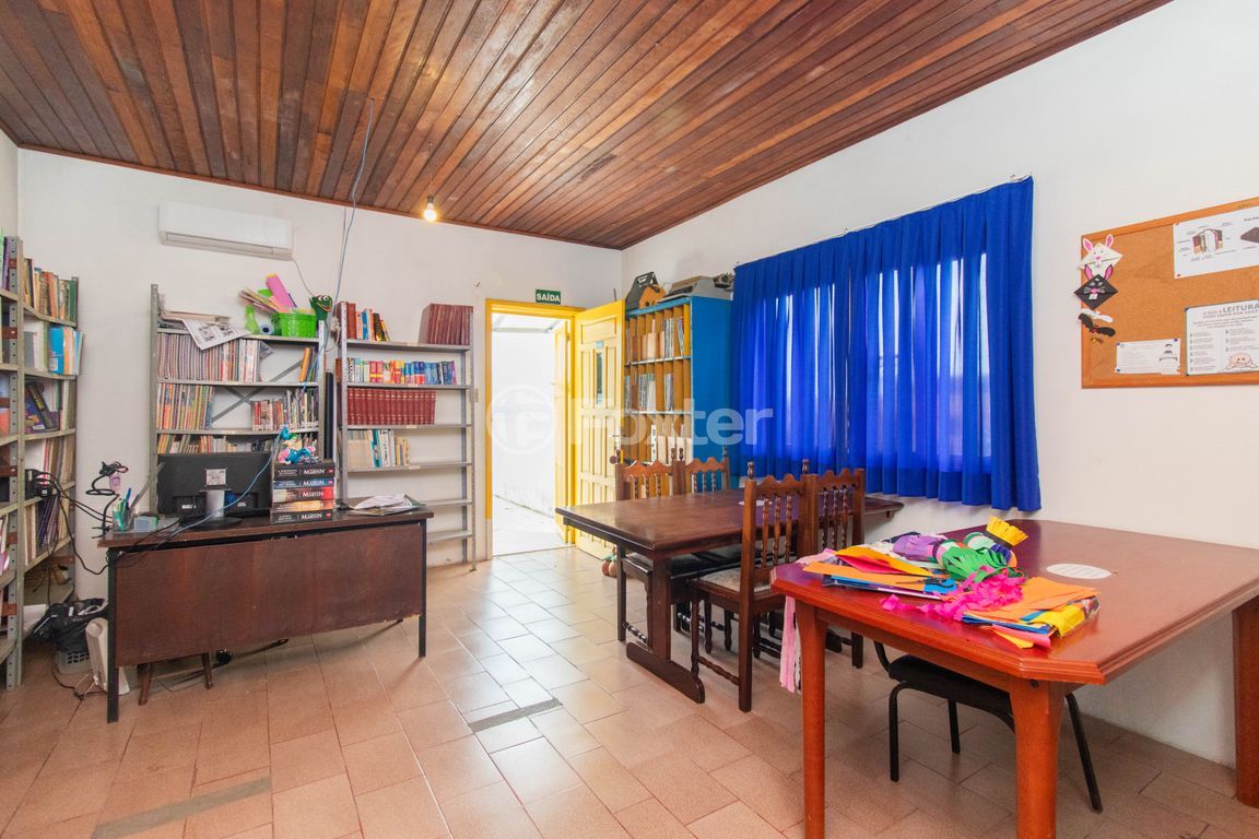 casa sobrado para comprar em Atílio Supertti, 571 - foto 12