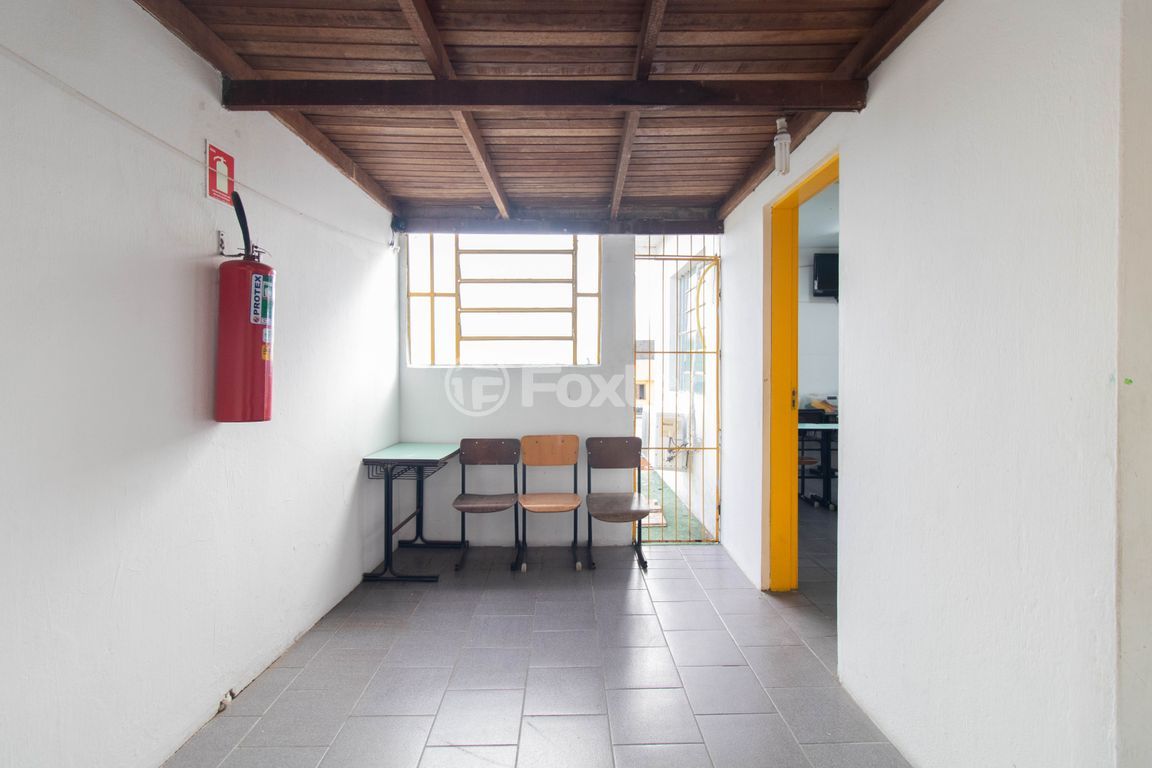 casa sobrado para comprar em Atílio Supertti, 571 - foto 39
