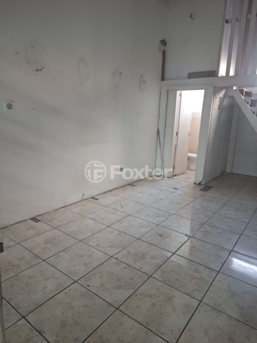 loja ponto comercial para comprar em Doutor Mário Totta, 648 - foto 5