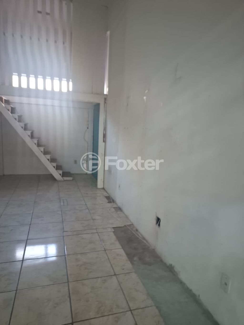 loja ponto comercial para comprar em Doutor Mário Totta, 648 - foto 4