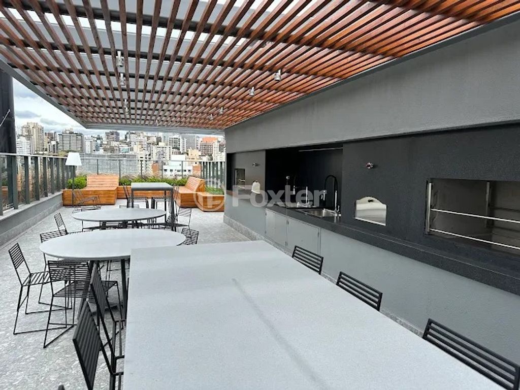 Loft/Flat para comprar em Vinte e Quatro de Outubro, 1585 - foto 23