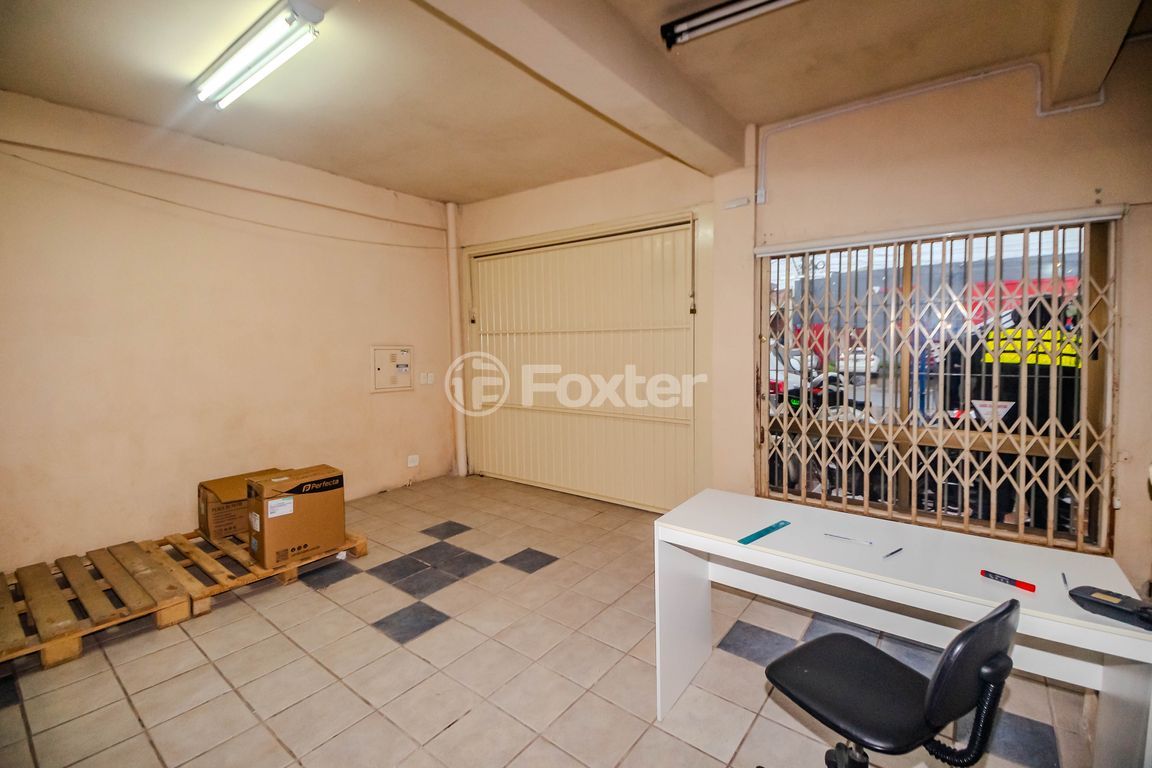 galpao deposito pavilhao para comprar em Navegantes, Porto Alegre - foto 1