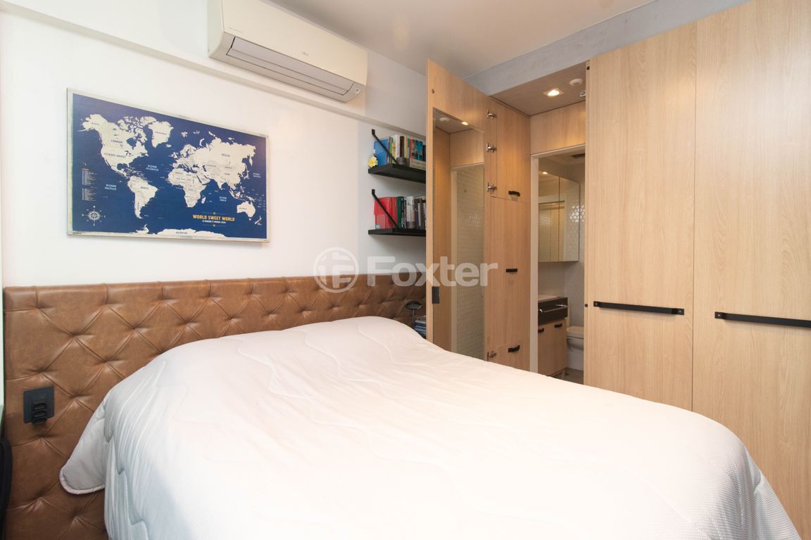 Loft/Flat para comprar em BORGES DE MEDEIROS, 2277 - foto 13
