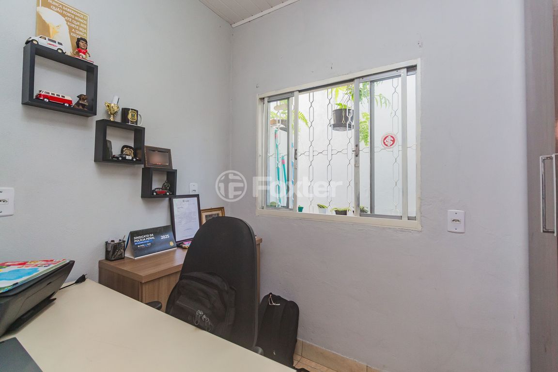 casa sobrado para comprar em Walter Jobim, 230 - foto 14