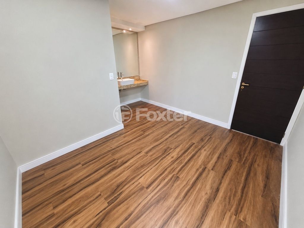 casa sobrado para comprar em Luis Alberto Ribeiro de Castro, 467 - foto 13