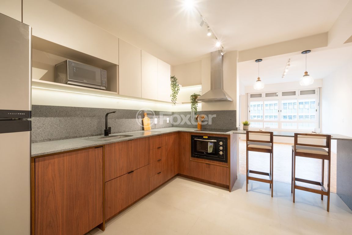 Apartamento para comprar em Sarmento Leite, 262 - foto 19