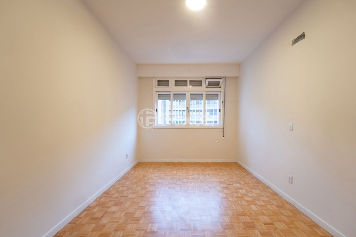Apartamento para comprar em Sarmento Leite, 262 - foto 38